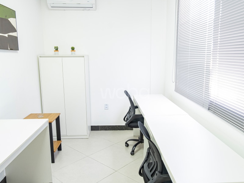  WORK IN OFFICES I - Serra/ES